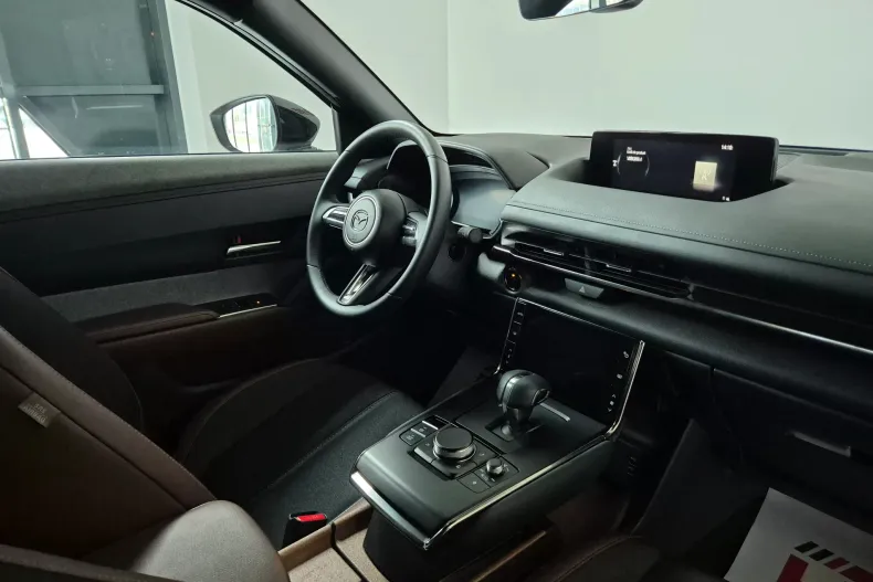 Mazda MX-30 din 2023 cu 4.990 km - oferta MAZ150615 - foto 6