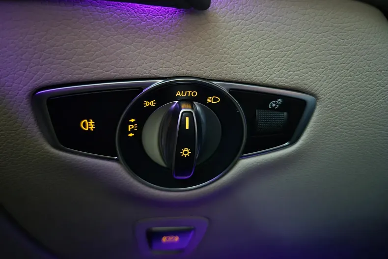 Mercedes-Benz EQC din 2022 cu 66.900 km - oferta MER150618 - foto 22