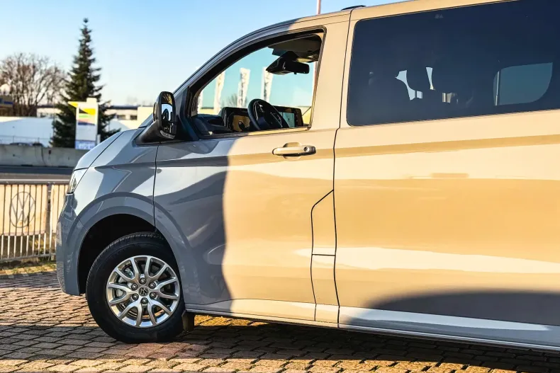 Volkswagen Caravelle din 2025 cu 3 km - oferta VOL150619 - foto 9