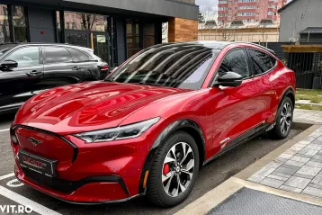 Ford Mustang Mach-E din 2022 - oferta FOR150620