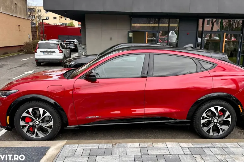 Ford Mustang Mach-E din 2022 cu 9.700 km - oferta FOR150620 - foto 4