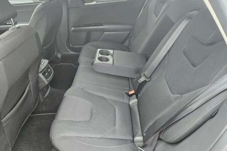 Ford Mondeo din 2021 cu 72.583 km - oferta FOR150622 - foto 9