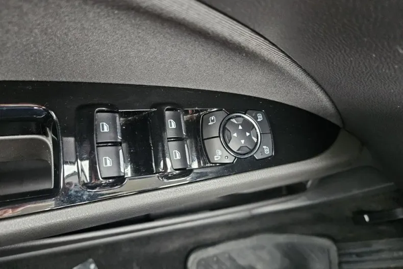 Ford Mondeo din 2021 cu 72.583 km - oferta FOR150622 - foto 19