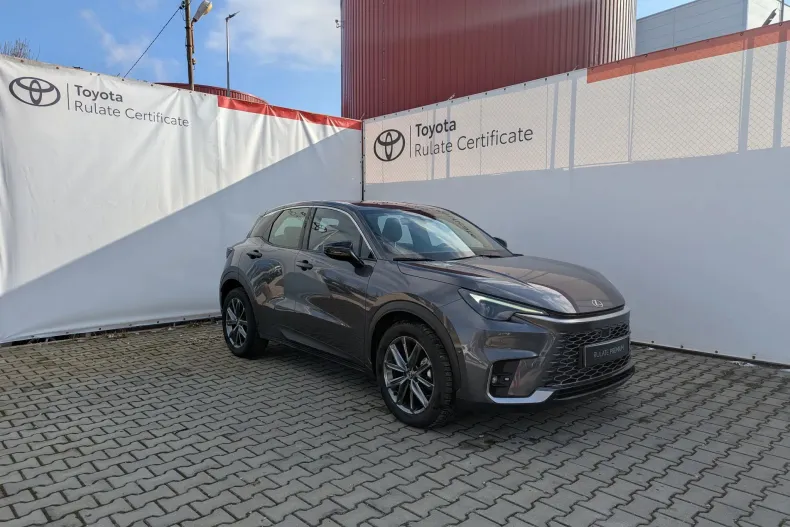 Lexus LBX din 2024 cu 850 km - oferta LEX150625 - foto 4