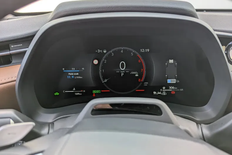 Lexus LBX din 2024 cu 850 km - oferta LEX150625 - foto 6