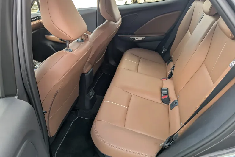 Lexus LBX din 2024 cu 850 km - oferta LEX150625 - foto 19