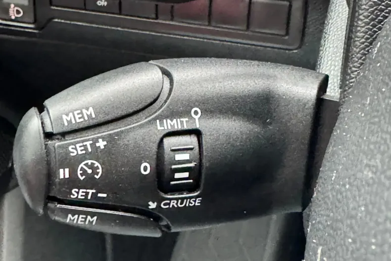 Peugeot 308 din 2020 cu 145.464 km - oferta PEU150629 - foto 14