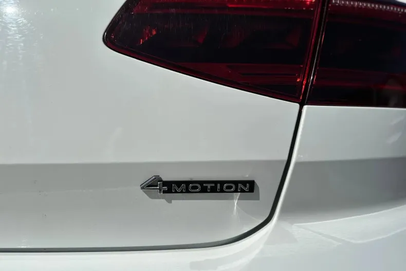 Volkswagen Passat din 2020 cu 66.041 km - oferta VOL150632 - foto 11