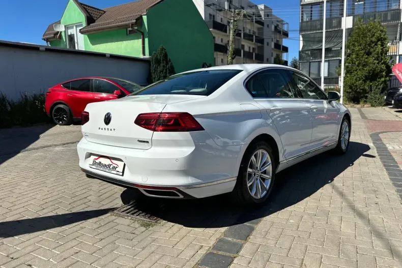 Volkswagen Passat din 2020 cu 66.041 km - oferta VOL150632 - foto 14