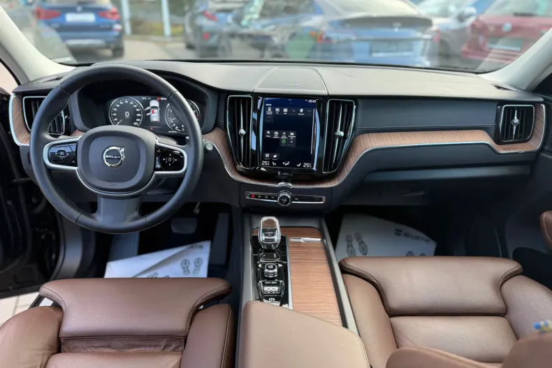 Volvo XC60 din 2020 cu 42.726 km - oferta VOL150634 - foto 17