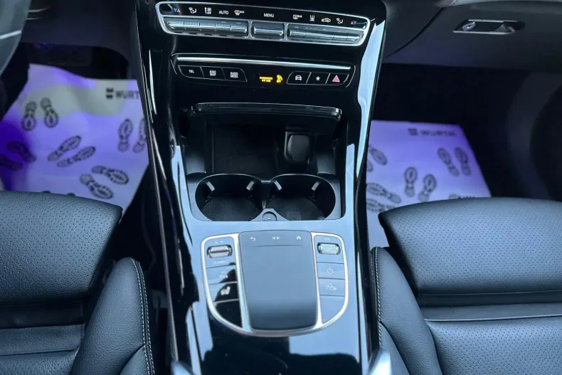 Mercedes-Benz EQC din 2022 cu 39.382 km - oferta MER150635 - foto 10