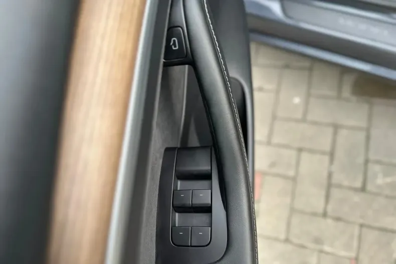 Tesla Model 3 din 2021 cu 34.216 km - oferta TES150637 - foto 32