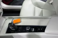 Volvo XC60 din 2020 cu 59.517 km - oferta VOL150638 - foto 13