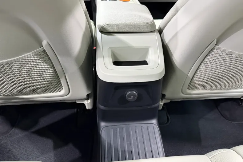 Volvo XC60 din 2020 cu 59.517 km - oferta VOL150638 - foto 24