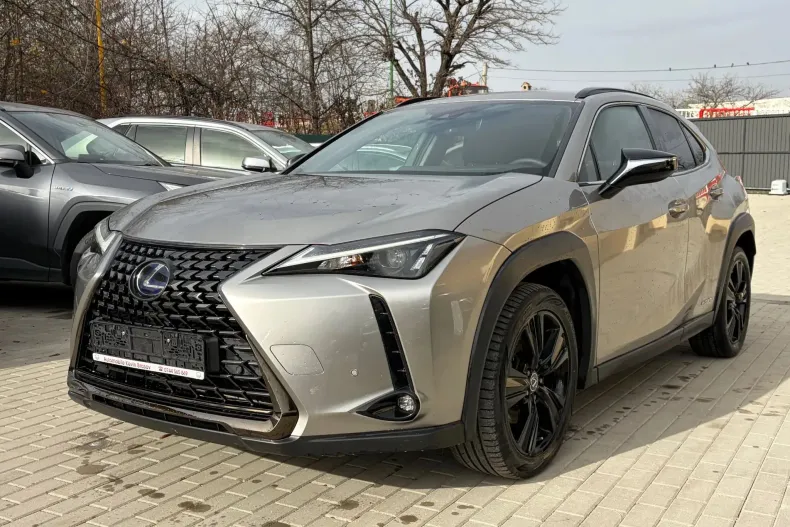 Lexus UX din 2021 cu 68.100 km - oferta LEX150642 - foto 1