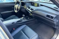 Lexus UX din 2021 cu 68.100 km - oferta LEX150642 - foto 7