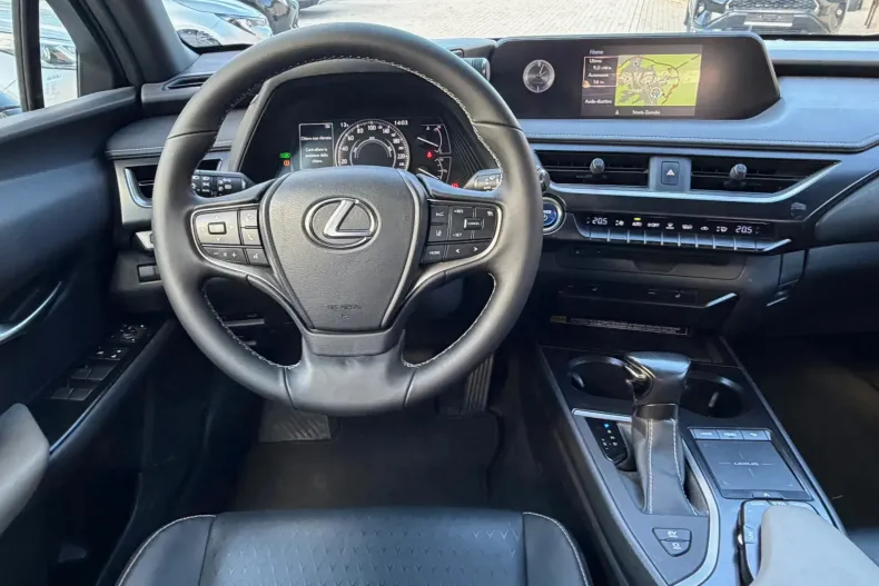 Lexus UX din 2021 cu 68.100 km - oferta LEX150642 - foto 13