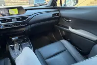 Lexus UX din 2021 cu 68.100 km - oferta LEX150642 - foto 14