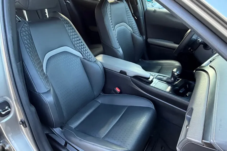 Lexus UX din 2021 cu 68.100 km - oferta LEX150642 - foto 15