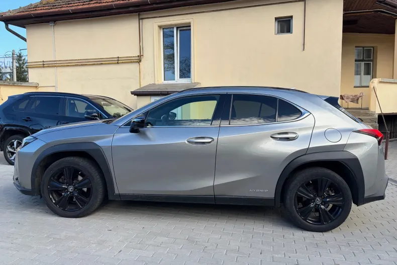 Lexus UX din 2021 cu 68.100 km - oferta LEX150642 - foto 26