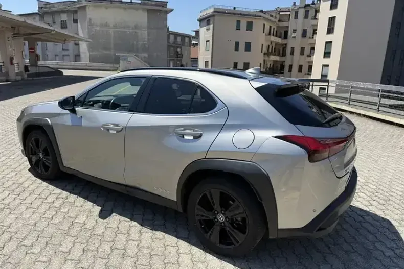 Lexus UX din 2021 cu 68.100 km - oferta LEX150642 - foto 38