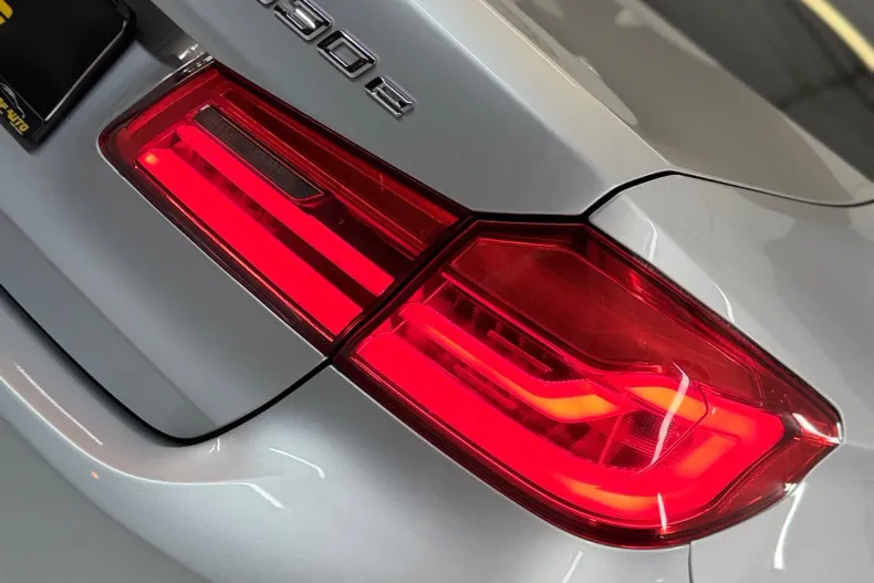 BMW Seria 5 din 2019 cu 176.095 km - oferta BMW150649 - foto 36