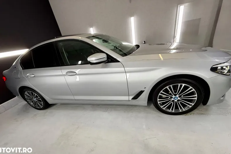 BMW Seria 5 din 2019 cu 176.095 km - oferta BMW150649 - foto 40
