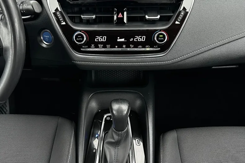 Toyota Corolla din 2019 cu 132.000 km - oferta TOY150650 - foto 25