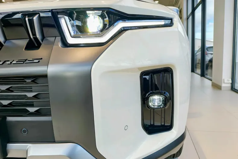 KG Mobility Torres din 2025 cu 1 km - oferta KGM150654 - foto 5