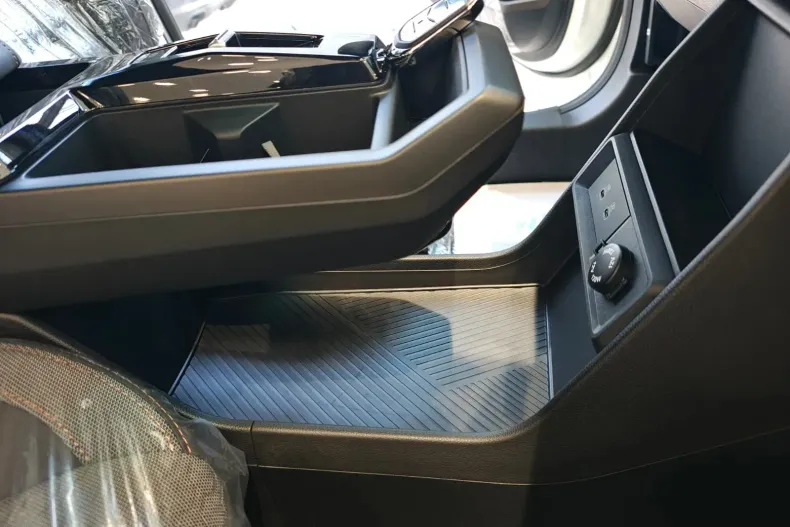 KG Mobility Torres din 2025 cu 1 km - oferta KGM150654 - foto 25