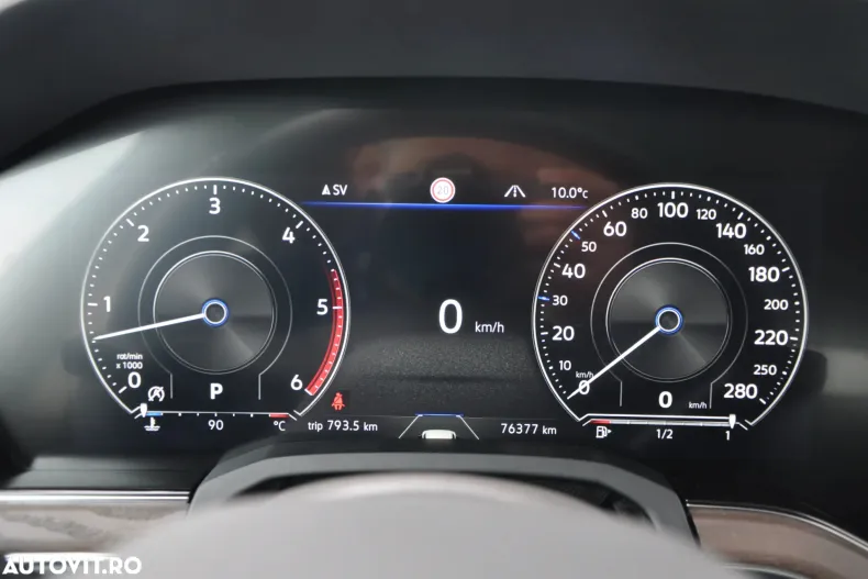 Volkswagen Touareg din 2023 cu 76.380 km - oferta VOL150660 - foto 17