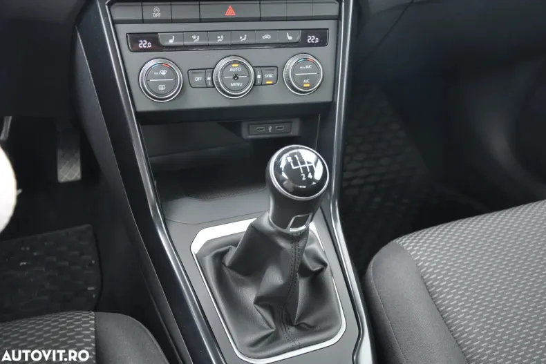 Volkswagen T-Roc din 2020 cu 50.800 km - oferta VOL150663 - foto 19