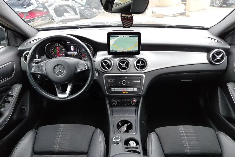 Mercedes-Benz GLA din 2019 cu 176.344 km - oferta MER150666 - foto 9