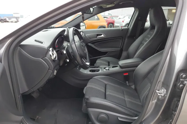 Mercedes-Benz GLA din 2019 cu 176.344 km - oferta MER150666 - foto 11