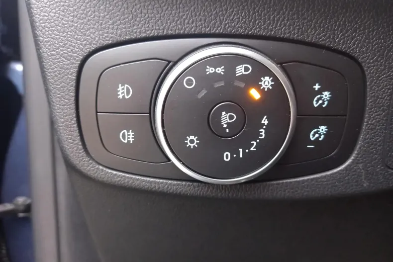 Ford Focus din 2021 cu 146.291 km - oferta FOR150667 - foto 23