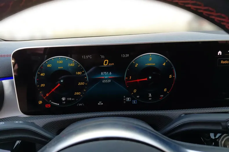 Mercedes-Benz CLA din 2020 cu 65.539 km - oferta MER150668 - foto 11