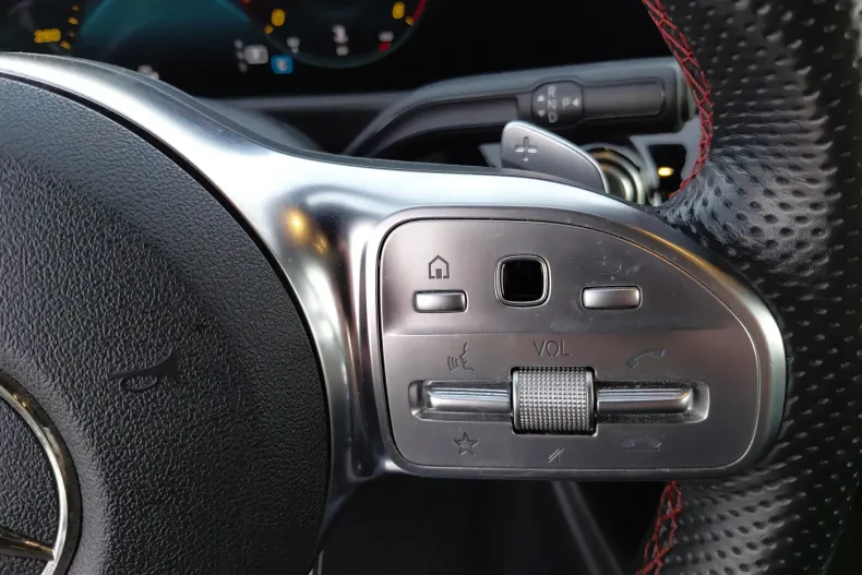 Mercedes-Benz CLA din 2020 cu 65.539 km - oferta MER150668 - foto 21