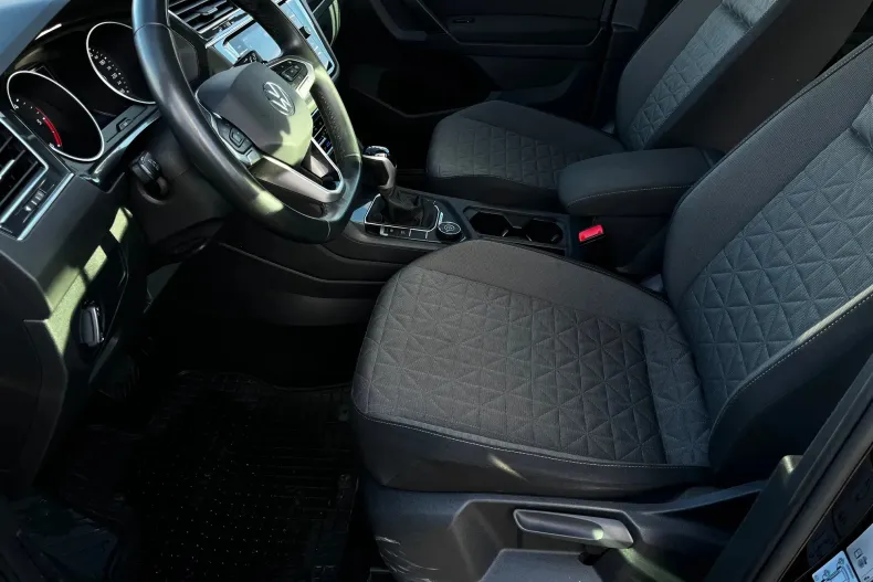 Volkswagen Tiguan din 2023 cu 83.213 km - oferta VOL150669 - foto 10