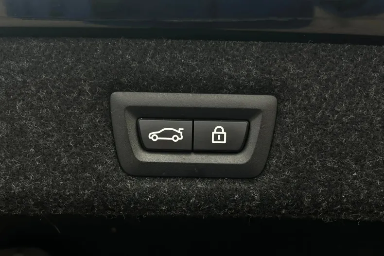 BMW Seria 5 din 2020 cu 79.449 km - oferta BMW150672 - foto 36