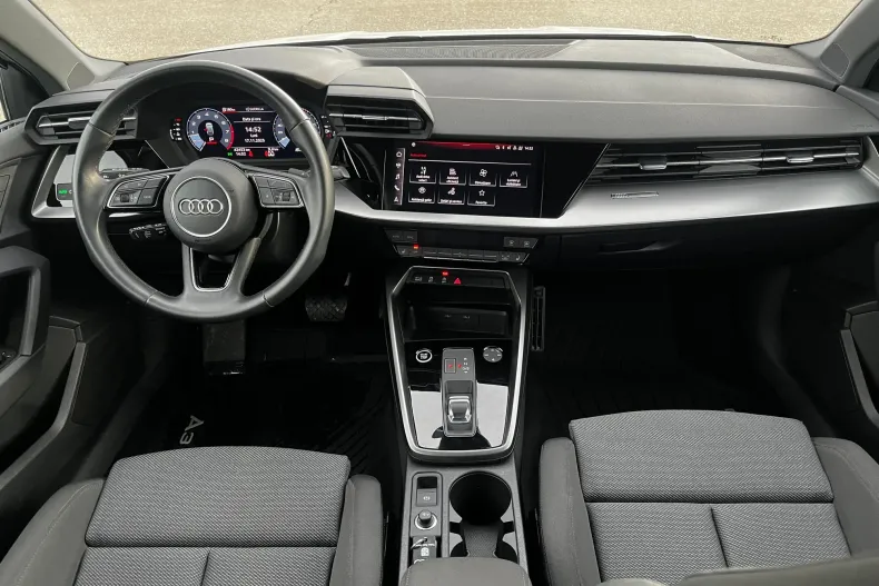 Audi A3 din 2022 cu 42.453 km - oferta AUD150676 - foto 12
