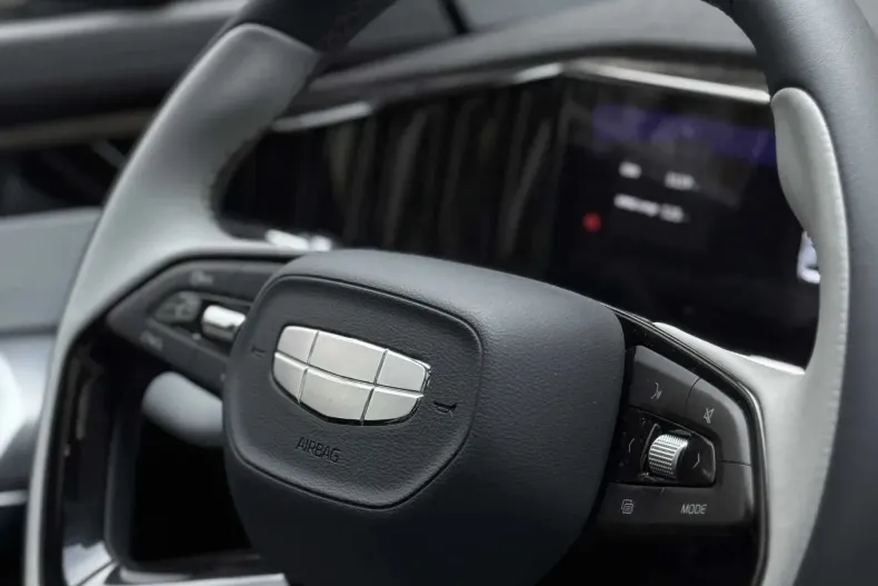 Geely Starray din 2025 cu 3.300 km - oferta GEE150677 - foto 4