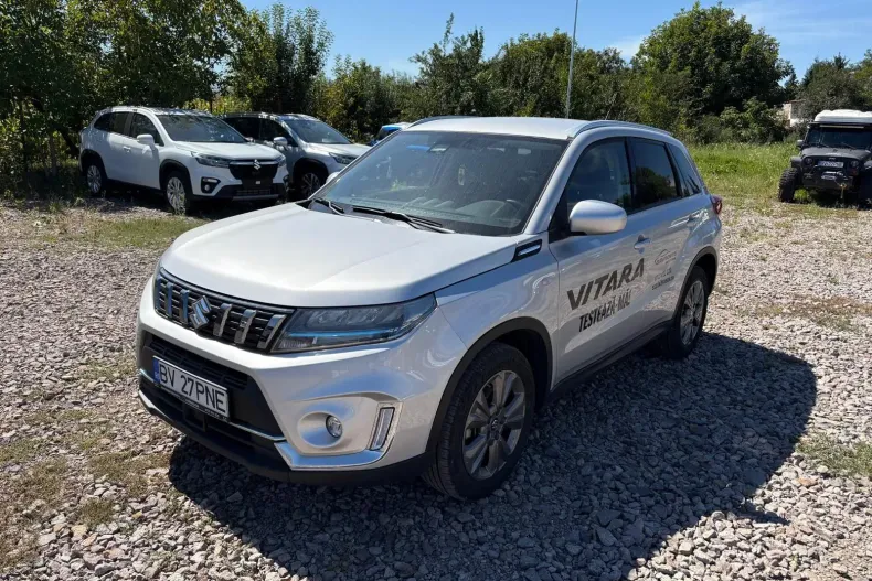 Suzuki Vitara din 2024 cu 17.115 km - oferta SUZ150680 - foto 1