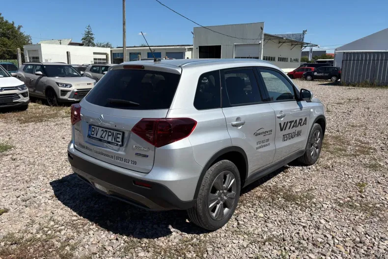 Suzuki Vitara din 2024 cu 17.115 km - oferta SUZ150680 - foto 4