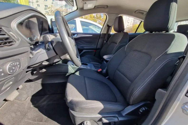 Ford Focus din 2020 cu 70.788 km - oferta FOR150681 - foto 9