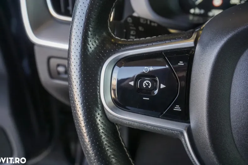 Volvo XC60 din 2019 cu 149.000 km - oferta VOL150682 - foto 18