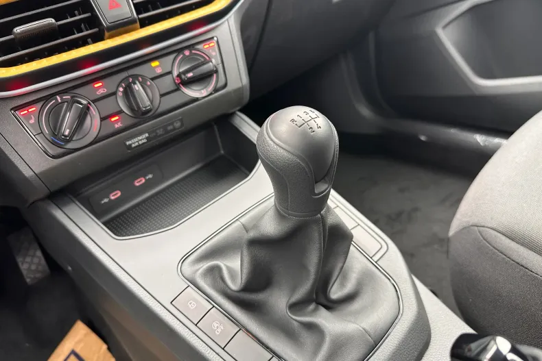 Seat Arona din 2025 cu 4 km - oferta SEA150683 - foto 14