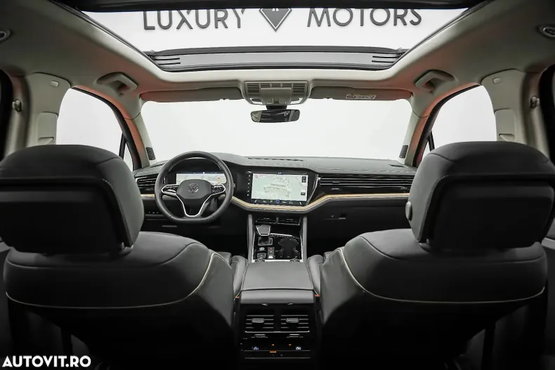 Volkswagen Touareg din 2021 cu 130.000 km - oferta VOL150687 - foto 2