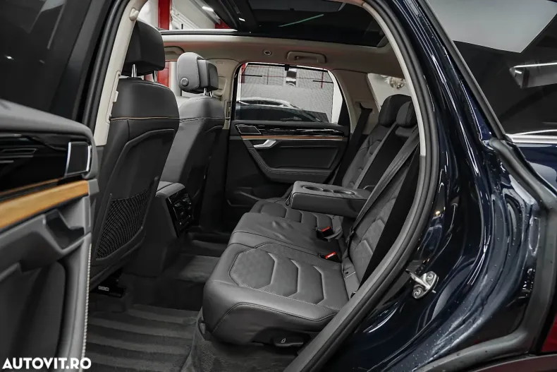 Volkswagen Touareg din 2021 cu 130.000 km - oferta VOL150687 - foto 6