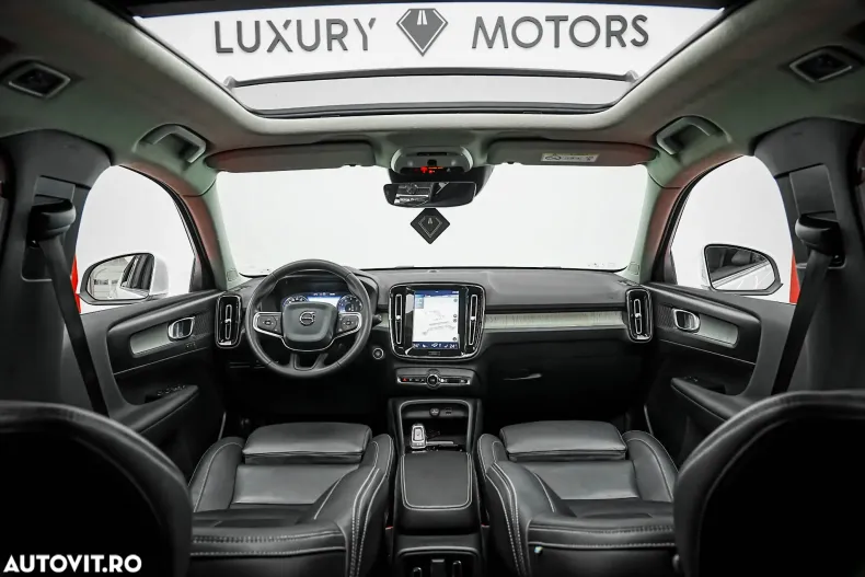 Volvo XC40 din 2020 cu 97.000 km - oferta VOL150697 - foto 2