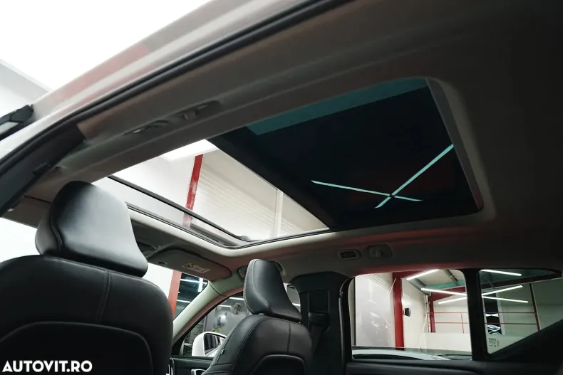 Volvo XC40 din 2020 cu 97.000 km - oferta VOL150697 - foto 8